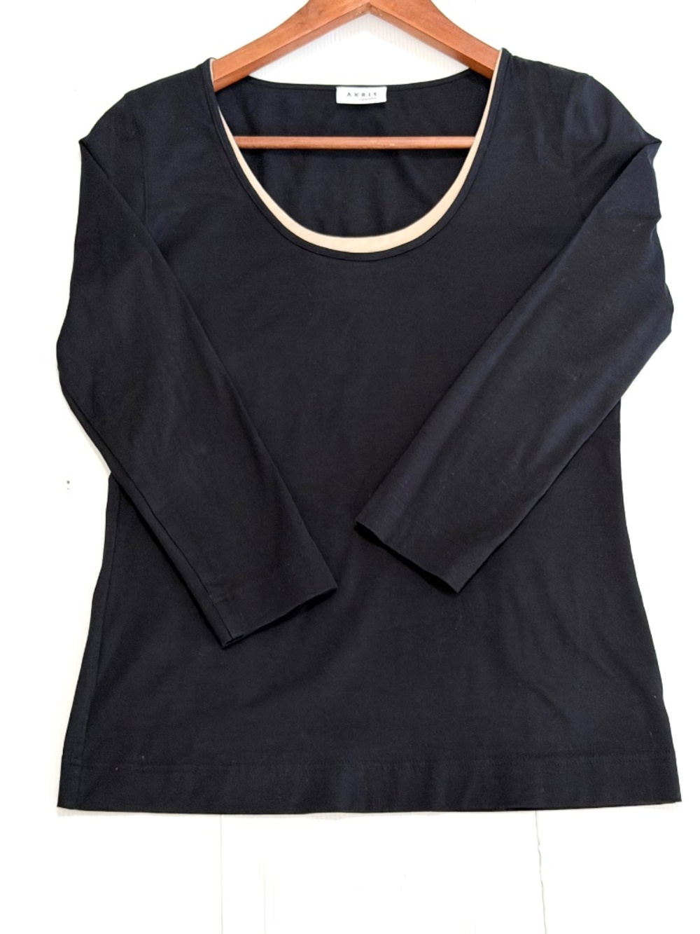 Akris Punto Black Scoop Neck 3/4 Sleeve Top Trim Detail Size US 6 - Picture 5 of 10